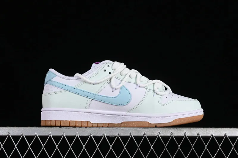 All categories Nk SB Dunk series Nk SB Dunk Low low-top sneakers Nk Dunk Low bubble sea salt fresh white and blue simple SB low-top casual sneakers FD9922-151
